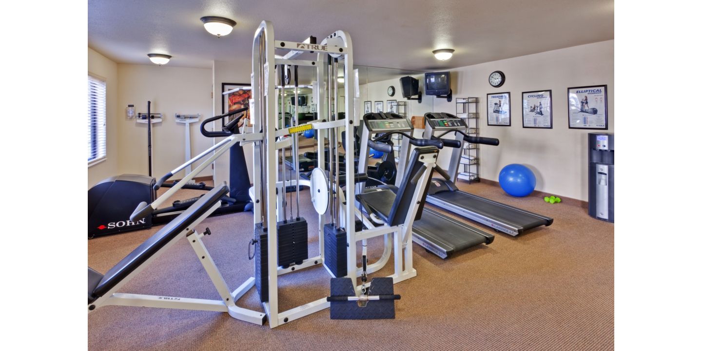 Our fitness center is open all day and everyday so there is plenty of time to fit in your routine when staying with us.